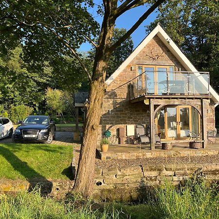 Cosy Alpine Cottage In The Heart Of Lancashire Catterall Bagian luar foto