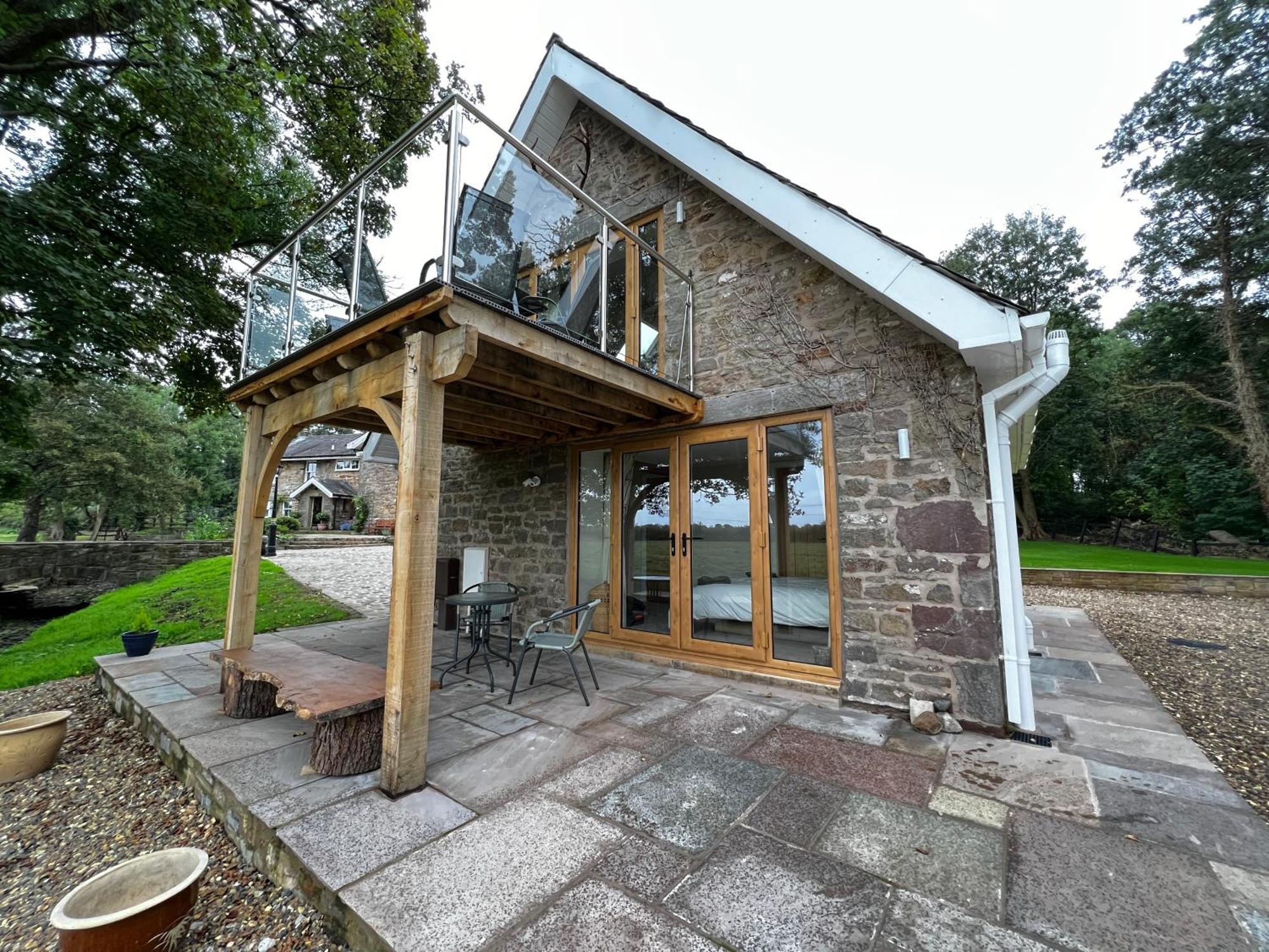Cosy Alpine Cottage In The Heart Of Lancashire Catterall Bagian luar foto